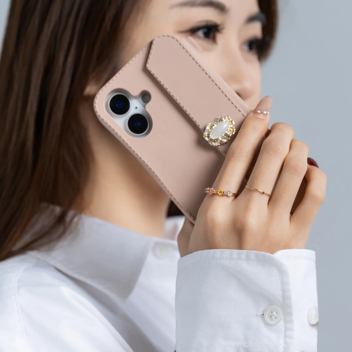 Valentine's Day Special Offer:  iPhone 16 Purse Case with Case Jewel Floral Pearl Oval - Nude | Stylebase